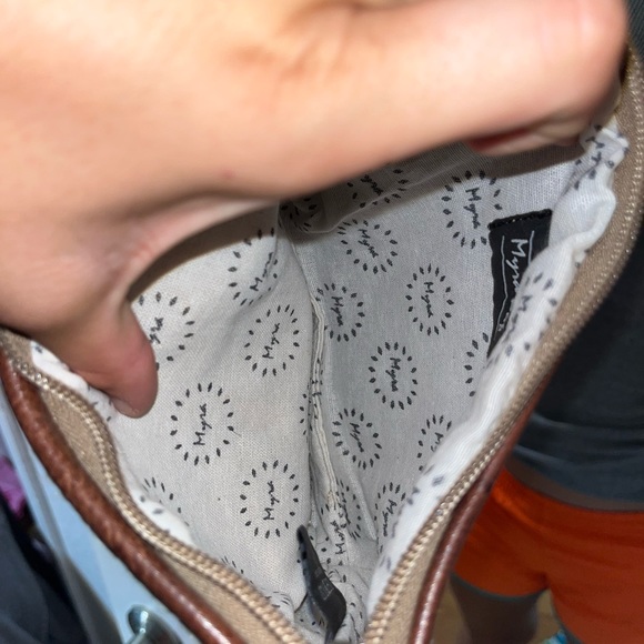 Hand bag - Picture 2 of 2